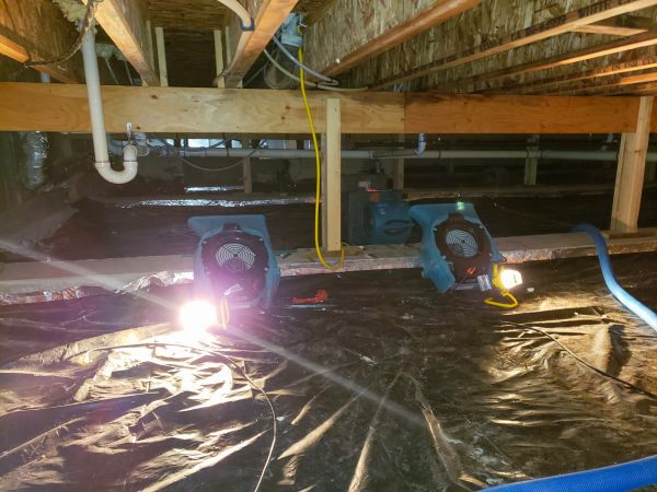 Crawlspace Water Removal in Hampstead